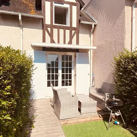 Hébergement de vacances Charmante Maisonnette à 100m De La Plage Courseulles-sur-Mer